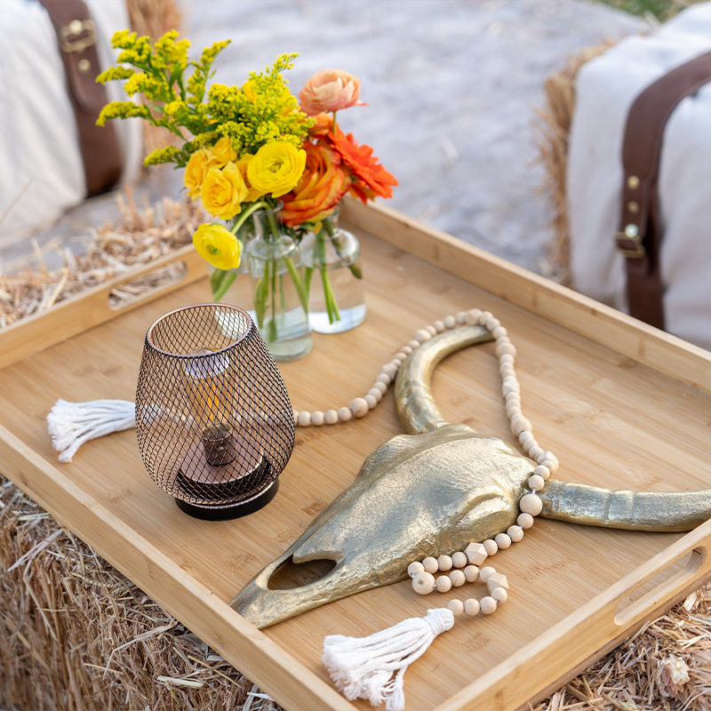 Southwest style table decor and floral arrangement